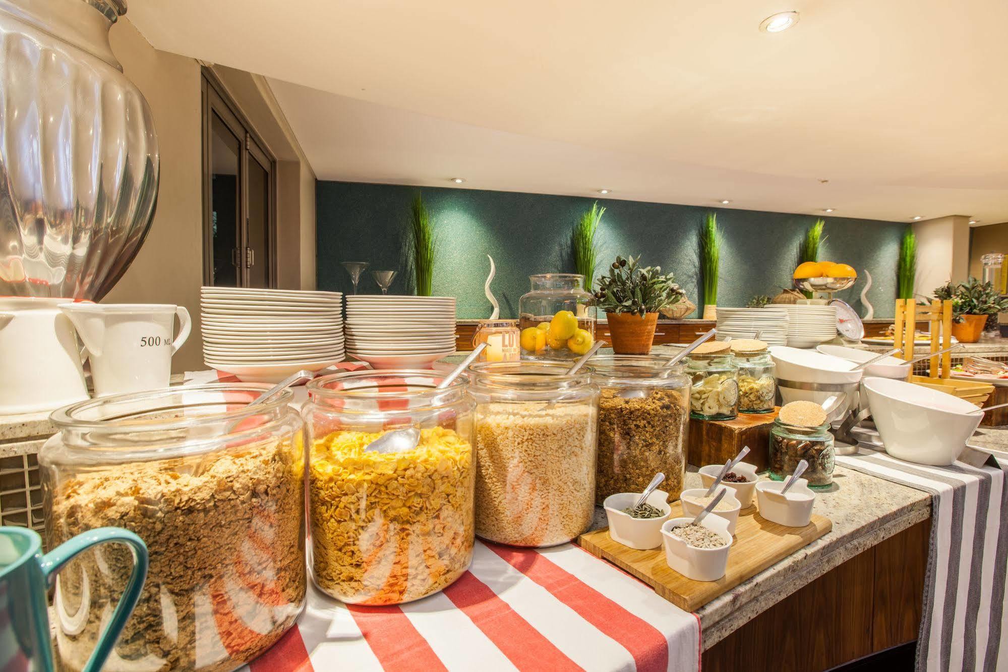 City Lodge Hotel Lynnwood Pretoria Ngoại thất bức ảnh